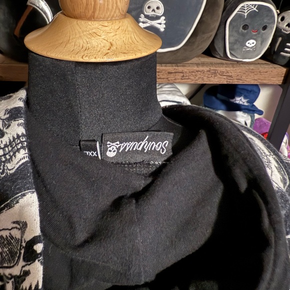 SOURPUSS SKULL DUGGERY CROPPED HOODIE XXL - Picture 2 of 4